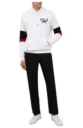 Мужской худи POLO RALPH LAUREN белого цвета по цене 17000 руб., арт. 710851239 | Фото 2 Мужской худи POLO RALPH LAUREN белого цвета, арт. 710851239 | Фото 2 (Рукава: Длинные; Материал внешний: Синтетический материал, Хлопок; Длина (для топов): Стандартные; Мужское Кросс-КТ: Худи-одежда; Стили: Спорт-шик; Принт: С принтом)