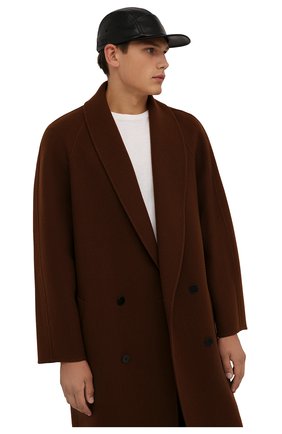 Мужской кожаная бейсболка LOEWE черного цвета по цене 48250 руб., арт. K000358X03 | Фото 2 Мужской кожаная бейсболка LOEWE черного цвета, арт. K000358X03 | Фото 2 (Материал: Натуральная кожа)