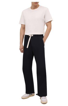 Мужские хлопковые брюки JIL SANDER темно-синего цвета по цене 62500 руб., арт. JPUT310805-MT243500 | Фото 2 Мужские хлопковые брюки JIL SANDER темно-синего цвета, арт. JPUT310805-MT243500 | Фото 2 (Материал внешний: Хлопок; Случай: Повседневный; Стили: Минимализм; Длина (брюки, джинсы): Стандартные)