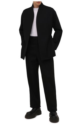 Мужской шерстяное пальто ZEGNA COUTURE черного цвета по цене 360500 руб., арт. 287000/4E27N0 | Фото 2 Мужской шерстяное пальто ZEGNA COUTURE черного цвета, арт. 287000/4E27N0 | Фото 2 (Материал подклада: Шелк; Материал внешний: Шерсть; Длина (верхняя одежда): Короткие; Рукава: Длинные; Мужское Кросс-КТ: пальто-верхняя одежда; Стили: Кэжуэл)