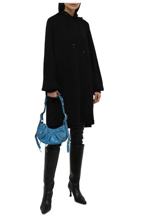 Женский кашемировое худи TOM FORD черного цвета по цене 266000 руб., арт. FLK004-YAX332 | Фото 2 Женский кашемировое худи TOM FORD черного цвета, арт. FLK004-YAX332 | Фото 2 (Материал внешний: Шерсть, Кашемир; Женское Кросс-КТ: Худи-одежда; Рукава: Длинные; Длина (для топов): Удлиненные; Стили: Спорт-шик)