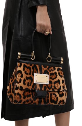 Женская сумка sicily medium DOLCE & GABBANA леопардового цвета по цене 239000 руб., арт. BB7018/AQ291 | Фото 2 Женская сумка sicily medium DOLCE & GABBANA леопардового цвета, арт. BB7018/AQ291 | Фото 2 (Материал: Натуральная кожа; Размер: medium; Ремень/цепочка: На ремешке; Сумки-технические: Сумки top-handle)