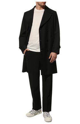 Мужские текстильные кеды giggies VALENTINO белого цвета по цене 47950 руб., арт. WY2S0D57/JKY | Фото 2 Мужские текстильные кеды giggies VALENTINO белого цвета, арт. WY2S0D57/JKY | Фото 2 (Материал внутренний: Текстиль; Материал внешний: Текстиль; Подошва: Массивная)