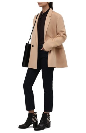 Женские комбинированные ботильоны new pryle hc 70 BURBERRY черного цвета по цене 65900 руб., арт. 8042368 | Фото 2 Женские комбинированные ботильоны new pryle hc 70 BURBERRY черного цвета, арт. 8042368 | Фото 2 (Материал внутренний: Натуральная кожа; Материал внешний: Текстиль; Каблук высота: Средний; Подошва: Плоская; Каблук тип: Устойчивый)