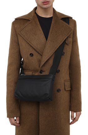 Мужская кожаная сумка classic pillow BOTTEGA VENETA черного цвета по цене 125500 руб., арт. 666548/V00Z6 | Фото 2 Мужская кожаная сумка classic pillow BOTTEGA VENETA черного цвета, арт. 666548/V00Z6 | Фото 2 (Размер: medium; Материал: Натуральная кожа; Стили: Классический; Ремень/цепочка: На ремешке)