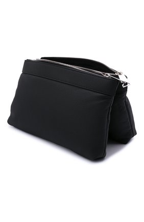 Мужская кожаная сумка classic pillow BOTTEGA VENETA черного цвета по цене 125500 руб., арт. 666548/V00Z6 | Фото 5 Мужская кожаная сумка classic pillow BOTTEGA VENETA черного цвета, арт. 666548/V00Z6 | Фото 5 (Размер: medium; Материал: Натуральная кожа; Стили: Классический; Ремень/цепочка: На ремешке)
