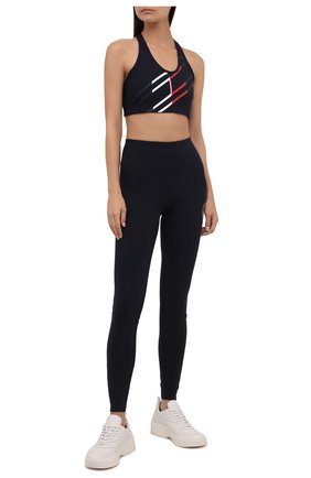 Женские леггинсы TOMMY HILFIGER темно-синего цвета по цене 5990 руб., арт. S10S101092 | Фото 2 Женские леггинсы TOMMY HILFIGER темно-синего цвета, арт. S10S101092 | Фото 2 (Длина (брюки, джинсы): Стандартные; Материал внешний: Синтетический материал; Стили: Спорт-шик; Женское Кросс-КТ: Леггинсы-одежда, Леггинсы-спорт)