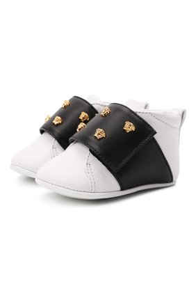 Детские кожаные пинетки VERSACE белого цвета по цене 19850 руб., арт. 1001501/1A00201 | Фото 1 Детские кожаные пинетки VERSACE белого цвета, арт. 1001501/1A00201 | Фото 1