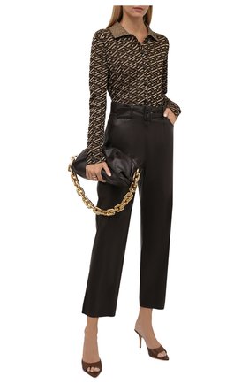 Женский кардиган VERSACE коричневого цвета по цене 105000 руб., арт. 1001921/1A01524 | Фото 2 Женский кардиган VERSACE коричневого цвета, арт. 1001921/1A01524 | Фото 2 (Материал внешний: Вискоза; Рукава: Длинные; Длина (для топов): Стандартные; Стили: Кэжуэл; Принт: С принтом; Женское Кросс-КТ: Пуловер-одежда, кардиган-трикотаж)