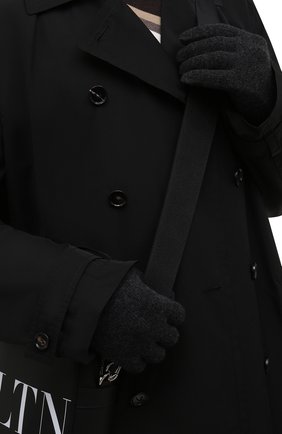 Мужские кашемировые перчатки INVERNI темно-серого цвета, арт. 5047 GU | Фото 2 (Материал: Шерсть, Кашемир, Текстиль; Кросс-КТ: Трикотаж)