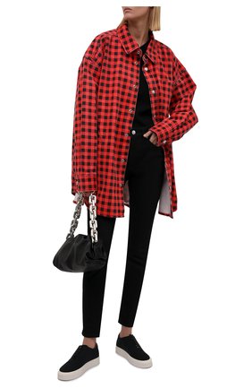 Женская джинсовая куртка ALEXANDER WANG красного цвета по цене 82650 руб., арт. UDC3212923 | Фото 2 Женская джинсовая куртка ALEXANDER WANG красного цвета, арт. UDC3212923 | Фото 2 (Материал внешний: Хлопок; Стили: Спорт-шик; Кросс-КТ: Деним, Куртка; Рукава: Длинные; Длина (верхняя одежда): Короткие, До середины бедра)