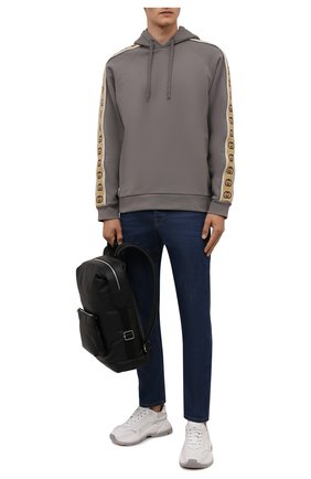 Мужские джинсы GUCCI темно-синего цвета по цене 83800 руб., арт. 408637/XDB03 | Фото 2 Мужские джинсы GUCCI темно-синего цвета, арт. 408637/XDB03 | Фото 2 (Длина (брюки, джинсы): Стандартные; Материал внешний: Хлопок; Кросс-КТ: Деним; Силуэт М (брюки): Прямые; Стили: Кэжуэл)