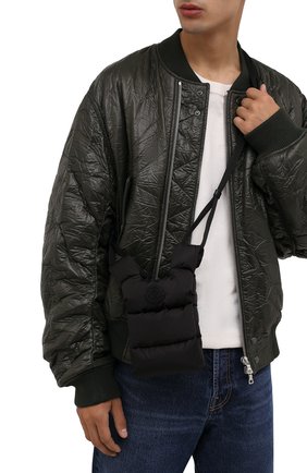 Мужская текстильная сумка MONCLER черного цвета по цене 27300 руб., арт. G2-09A-6B500-00-68950 | Фото 2 Мужская текстильная сумка MONCLER черного цвета, арт. G2-09A-6B500-00-68950 | Фото 2 (Материал: Текстиль; Ремень/цепочка: На ремешке)