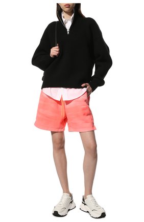 Женские хлопковые шорты ALEXANDER WANG розового цвета, арт. UCC3214017 | Фото 2 (Материал внешний: Хлопок; Длина Ж (юбки, платья, шорты): Мини; Женское Кросс-КТ: Шорты-одежда; Стили: Спорт-шик; Региональные ограничения белый список (Axapta Mercury): RU)