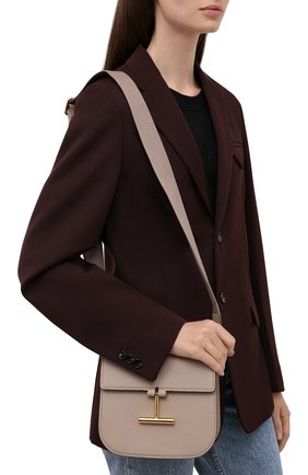 Женская сумка tara mini TOM FORD бежевого цвета по цене 129500 руб., арт. L1502T-LCL208 | Фото 2 Женская сумка tara mini TOM FORD бежевого цвета, арт. L1502T-LCL208 | Фото 2 (Материал: Натуральная кожа; Сумки-технические: Сумки через плечо; Ремень/цепочка: На ремешке; Размер: mini)