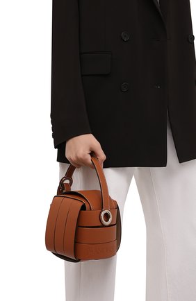 Женская сумка knot JW ANDERSON коричневого цвета по цене 49950 руб., арт. HB0389 LA0001 | Фото 2 Женская сумка knot JW ANDERSON коричневого цвета, арт. HB0389 LA0001 | Фото 2 (Размер: mini; Материал: Натуральная кожа; Ошибки технического описания: Нет глубины; Сумки-технические: Сумки top-handle)