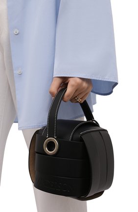 Женская сумка knot JW ANDERSON черного цвета по цене 49950 руб., арт. HB0389 LA0001 | Фото 2 Женская сумка knot JW ANDERSON черного цвета, арт. HB0389 LA0001 | Фото 2 (Материал: Натуральная кожа; Ошибки технического описания: Нет глубины; Размер: mini; Сумки-технические: Сумки top-handle)