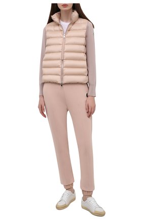 Женские хлопковые джоггеры MONCLER розового цвета по цене 37550 руб., арт. G2-093-8H000-12-809LC | Фото 2 Женские хлопковые джоггеры MONCLER розового цвета, арт. G2-093-8H000-12-809LC | Фото 2 (Длина (брюки, джинсы): Стандартные; Материал внешний: Хлопок; Стили: Спорт-шик; Женское Кросс-КТ: Джоггеры - брюки, Брюки-спорт; Силуэт Ж (брюки и джинсы): Джоггеры)
