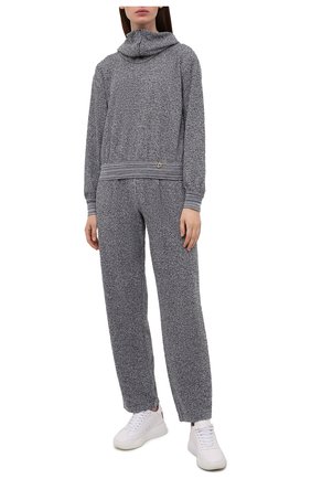 Женский свитшот GIORGIO ARMANI синего цвета по цене 78200 руб., арт. 6KAM73/AJB0Z | Фото 2 Женский свитшот GIORGIO ARMANI синего цвета, арт. 6KAM73/AJB0Z | Фото 2 (Материал внешний: Синтетический материал, Вискоза; Длина (для топов): Стандартные; Рукава: Длинные; Стили: Спорт-шик; Женское Кросс-КТ: Худи-одежда, Худи-спорт)