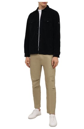 Мужская хлопковая рубашка STONE ISLAND темно-синего цвета по цене 25100 руб., арт. 751512111 | Фото 2 Мужская хлопковая рубашка STONE ISLAND темно-синего цвета, арт. 751512111 | Фото 2 (Рукава: Длинные; Длина (для топов): Стандартные; Материал внешний: Хлопок; Случай: Повседневный; Принт: Однотонные; Стили: Кэжуэл; Манжеты: На пуговицах; Воротник: Кент)