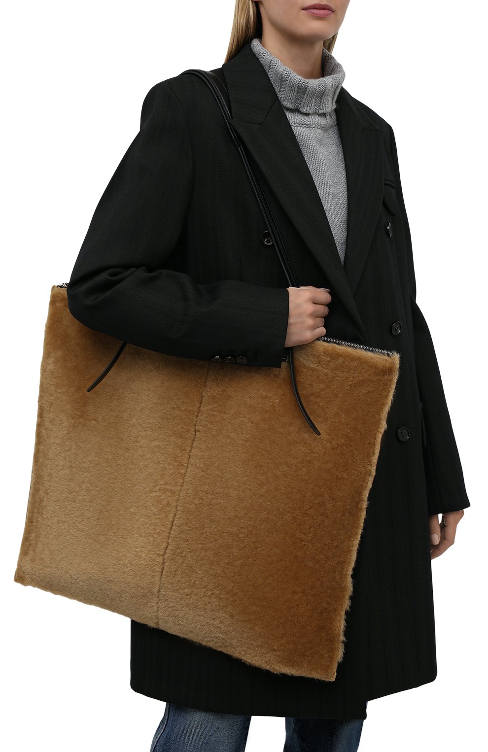 Женский сумка-тоут holster medium JIL SANDER светло-коричневого цвета, арт. JSPT852585-WTB69163 | Фото 2 (Сумки-технические: Сумки-шопперы; Размер: medium; Материал: Натуральная кожа)