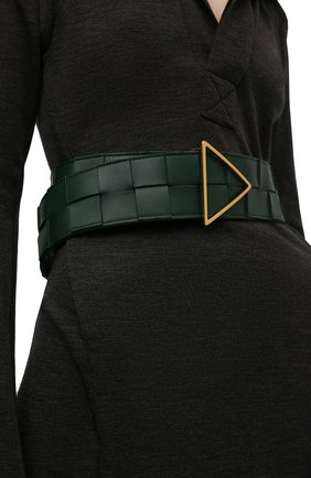 Женский кожаный ремень BOTTEGA VENETA зеленого цвета по цене 56550 руб., арт. 651252/VMAY2 | Фото 2 Женский кожаный ремень BOTTEGA VENETA зеленого цвета, арт. 651252/VMAY2 | Фото 2 (Кросс-КТ: Широкие; Аксессуары: Аксессуары)