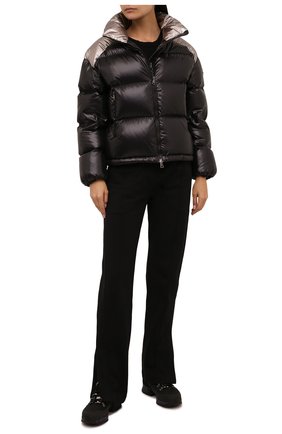 Женский пуховик cuscute MONCLER черного цвета по цене 107800 руб., арт. G2-093-1A001-09-68950 | Фото 2 Женский пуховик cuscute MONCLER черного цвета, арт. G2-093-1A001-09-68950 | Фото 2 (Материал подклада: Синтетический материал; Материал внешний: Синтетический материал; Материал утеплителя: Пух и перо; Рукава: Длинные; Длина (верхняя одежда): Короткие; Стили: Спорт-шик; Кросс-КТ: Куртка, Пуховик)