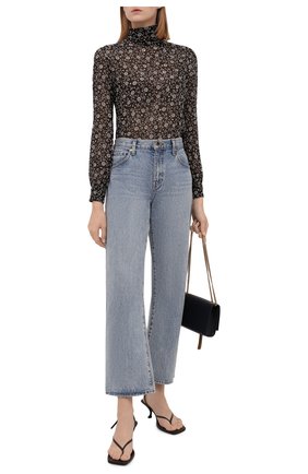 Женская шелковая блузка SAINT LAURENT черно-белого цвета по цене 85150 руб., арт. 660870/Y5D08 | Фото 2 Женская шелковая блузка SAINT LAURENT черно-белого цвета, арт. 660870/Y5D08 | Фото 2 (Рукава: Длинные; Длина (для топов): Стандартные; Материал внешний: Шелк; Женское Кросс-КТ: Блуза-одежда; Принт: С принтом; Стили: Кэжуэл)