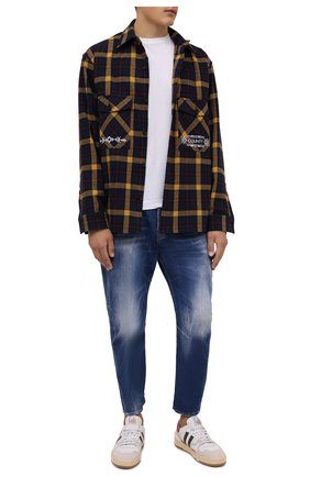 Мужские джинсы DSQUARED2 синего цвета по цене 49600 руб., арт. S71LB0948/S30663 | Фото 2 Мужские джинсы DSQUARED2 синего цвета, арт. S71LB0948/S30663 | Фото 2 (Материал внешний: Хлопок; Длина (брюки, джинсы): Укороченные; Кросс-КТ: Деним; Силуэт М (брюки): Прямые; Стили: Гранж)