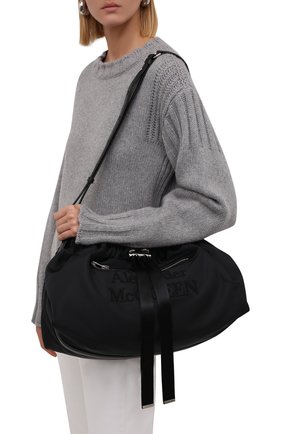 Женская сумка the bundle medium ALEXANDER MCQUEEN черного цвета по цене 86200 руб., арт. 669589/16XAC | Фото 2 Женская сумка the bundle medium ALEXANDER MCQUEEN черного цвета, арт. 669589/16XAC | Фото 2 (Сумки-технические: Сумки через плечо; Размер: medium; Материал: Текстиль)