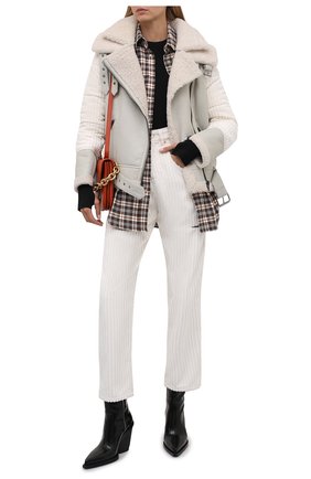 Женская дубленка FORTE DEI MARMI COUTURE кремвого цвета по цене 148500 руб., арт. 21WF1900 | Фото 2 Женская дубленка FORTE DEI MARMI COUTURE кремвого цвета, арт. 21WF1900 | Фото 2 (Длина (верхняя одежда): Короткие; Рукава: Длинные; Материал утеплителя: Натуральный мех; Стили: Кэжуэл; Материал внешний: Натуральная кожа)