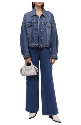 Женская джинсовая куртка ACNE STUDIOS голубого цвета, арт. A90390 | Фото 2 (Кросс-КТ: Куртка, Деним; Рукава: Длинные; Материал внешний: Хлопок, Деним; Длина (верхняя одежда): Короткие; Стили: Кэжуэл)