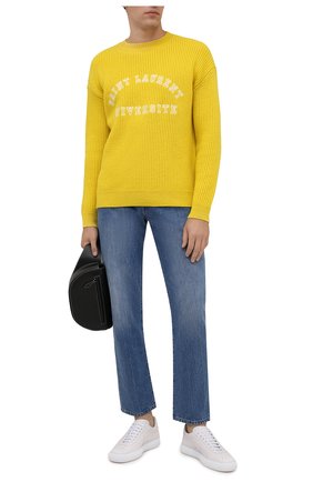 Мужской шерстяной свитер SAINT LAURENT желтого цвета по цене 94950 руб., арт. 674034/Y75HH | Фото 2 Мужской шерстяной свитер SAINT LAURENT желтого цвета, арт. 674034/Y75HH | Фото 2 (Длина (для топов): Стандартные; Материал внешний: Шерсть; Рукава: Длинные; Мужское Кросс-КТ: Свитер-одежда; Принт: С принтом; Стили: Кэжуэл)