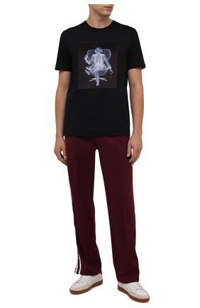 Мужские брюки DOMREBEL бордового цвета по цене 29950 руб., арт. MPLEATED/TRACK PANTS | Фото 2 Мужские брюки DOMREBEL бордового цвета, арт. MPLEATED/TRACK PANTS | Фото 2 (Длина (брюки, джинсы): Стандартные; Материал внешний: Синтетический материал; Случай: Повседневный; Стили: Спорт-шик)