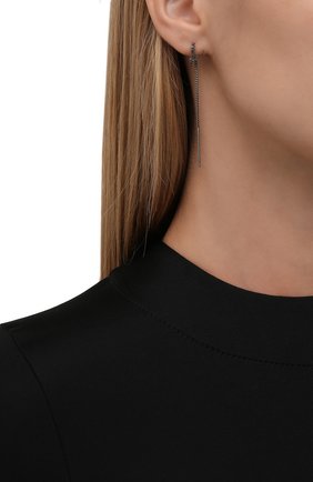 Женские серьги virtus VERSACE темно-серого цвета по цене 19950 руб., арт. 1001436/1A00620 | Фото 2 Женские серьги virtus VERSACE темно-серого цвета, арт. 1001436/1A00620 | Фото 2 (Материал: Металл)