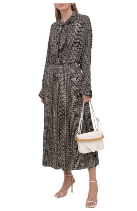 Женский кюлоты BALMAIN черно-белого цвета по цене 231000 руб., арт. WF1PQ011/I677 | Фото 2 Женский кюлоты BALMAIN черно-белого цвета, арт. WF1PQ011/I677 | Фото 2 (Материал внешний: Синтетический материал; Стили: Гламурный; Женское Кросс-КТ: Кюлоты-брюки; Силуэт Ж (брюки и джинсы): Широкие)