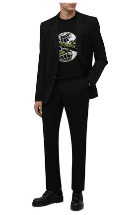 Мужской шерстяной джемпер BALMAIN черного цвета по цене 83950 руб., арт. WH0KD000/K059 | Фото 2 Мужской шерстяной джемпер BALMAIN черного цвета, арт. WH0KD000/K059 | Фото 2 (Рукава: Длинные; Материал внешний: Шерсть; Длина (для топов): Стандартные; Мужское Кросс-КТ: Джемперы; Принт: С принтом; Вырез: Круглый; Стили: Кэжуэл)