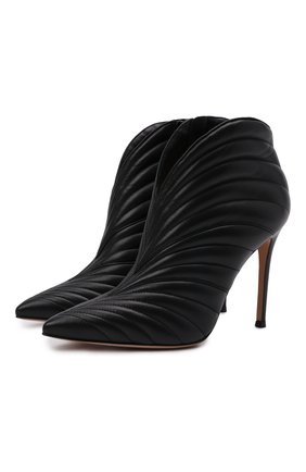 Женские кожаные ботильоны GIANVITO ROSSI черного цвета по цене 109000 руб., арт. G05616.15RIC.NAPNER0 | Фото 1 Женские кожаные ботильоны GIANVITO ROSSI черного цвета, арт. G05616.15RIC.NAPNER0 | Фото 1 (Материал внутренний: Натуральная кожа; Каблук тип: Шпилька; Каблук высота: Высокий; Подошва: Плоская)