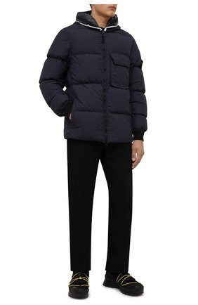 Мужская пуховая куртка STONE ISLAND темно-синего цвета по цене 85250 руб., арт. 751543432 | Фото 2 Мужская пуховая куртка STONE ISLAND темно-синего цвета, арт. 751543432 | Фото 2 (Материал подклада: Синтетический материал; Длина (верхняя одежда): Короткие; Рукава: Длинные; Материал внешний: Синтетический материал; Материал утеплителя: Пух и перо; Кросс-КТ: Куртка; Мужское Кросс-КТ: пуховик-короткий; Стили: Кэжуэл)