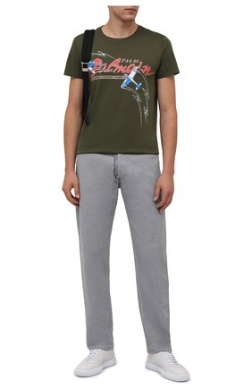 Мужская хлопковая футболка BALMAIN хаки цвета, арт. WH0EF000/G123 | Фото 2 (Рукава: Короткие; Материал внешний: Хлопок; Длина (для топов): Стандартные; Принт: С принтом; Стили: Милитари)