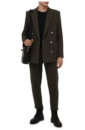Мужской пиджак BALMAIN хаки цвета по цене 268000 руб., арт. WH0SI120/J314 | Фото 2 Мужской пиджак BALMAIN хаки цвета, арт. WH0SI120/J314 | Фото 2 (Материал внешний: Синтетический материал, Хлопок; Материал подклада: Вискоза; Рукава: Длинные; Длина (для топов): Стандартные; Пиджаки М: Приталенный; 1-2-бортные: Двубортные; Стили: Гламурный; Случай: Вечерний)
