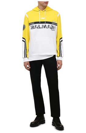 Мужской хлопковое худи BALMAIN разноцветного цвета по цене 121000 руб., арт. WH1JT000/G084 | Фото 2 Мужской хлопковое худи BALMAIN разноцветного цвета, арт. WH1JT000/G084 | Фото 2 (Длина (для топов): Удлиненные; Рукава: Длинные; Материал внешний: Хлопок; Мужское Кросс-КТ: Худи-одежда; Принт: С принтом; Стили: Спорт-шик)