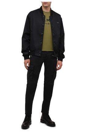Мужские джинсы BALMAIN черного цвета по цене 87750 руб., арт. WH1MH015/146D | Фото 2 Мужские джинсы BALMAIN черного цвета, арт. WH1MH015/146D | Фото 2 (Материал внешний: Хлопок; Длина (брюки, джинсы): Стандартные; Кросс-КТ: Деним; Силуэт М (брюки): Узкие; Стили: Гранж)