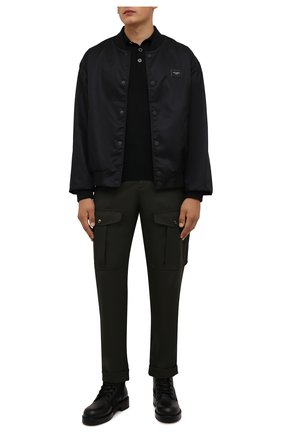 Мужские шерстяные брюки-карго ALEXANDER MCQUEEN хаки цвета по цене 69950 руб., арт. 664272/QRU89 | Фото 2 Мужские шерстяные брюки-карго ALEXANDER MCQUEEN хаки цвета, арт. 664272/QRU89 | Фото 2 (Длина (брюки, джинсы): Стандартные; Материал внешний: Шерсть; Случай: Повседневный; Силуэт М (брюки): Карго; Стили: Кэжуэл)