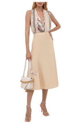 Женский шелковый платок ALEXANDER MCQUEEN кремвого цвета по цене 30750 руб., арт. 677018/3011Q | Фото 2 Женский шелковый платок ALEXANDER MCQUEEN кремвого цвета, арт. 677018/3011Q | Фото 2 (Материал: Текстиль, Шелк)