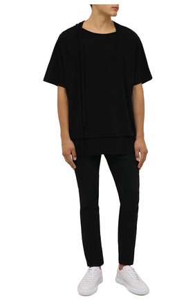 Мужская хлопковая футболка YOHJI YAMAMOTO черного цвета по цене 29750 руб., арт. HX-T43-081 | Фото 2 Мужская хлопковая футболка YOHJI YAMAMOTO черного цвета, арт. HX-T43-081 | Фото 2 (Материал внешний: Хлопок; Рукава: Короткие; Длина (для топов): Удлиненные; Принт: Без принта)