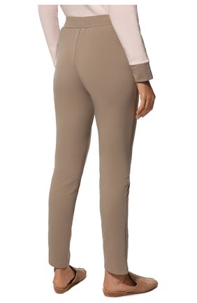Женская хлопковая пижама LOUIS FERAUD бежевого цвета, арт. 3211137 | Фото 6 (Рукава: Длинные; Длина Ж (юбки, платья, шорты): Мини; Длина (брюки, джинсы): Стандартные; Длина (для топов): Стандартные; Материал внешний: Хлопок)