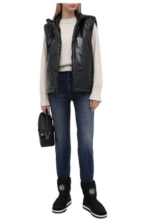 Женские текстильные сапоги DOLCE & GABBANA черного цвета по цене 56500 руб., арт. CK1892/AQ238 | Фото 2 Женские текстильные сапоги DOLCE & GABBANA черного цвета, арт. CK1892/AQ238 | Фото 2 (Материал внутренний: Текстиль; Материал внешний: Текстиль; Подошва: Платформа; Высота голенища: Низкие; Каблук высота: Без каблука; Каблук тип: Устойчивый)