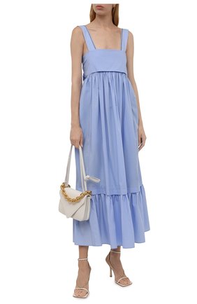 Женское хлопковое платье CHLOÉ голубого цвета по цене 132500 руб., арт. CHC21AR067044 | Фото 2 Женское хлопковое платье CHLOÉ голубого цвета, арт. CHC21AR067044 | Фото 2 (Длина Ж (юбки, платья, шорты): Миди; Материал внешний: Хлопок; Стили: Романтичный; Случай: Повседневный; Женское Кросс-КТ: Платье-одежда, Сарафаны, Платье-пляжная одежда)