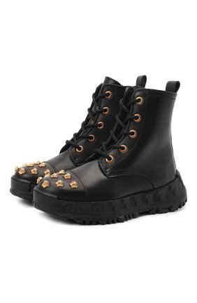 Детские кожаные ботинки VERSACE черного цвета по цене 35250 руб., арт. 1000467/1A01138/30-33 | Фото 1 Детские кожаные ботинки VERSACE черного цвета, арт. 1000467/1A01138/30-33 | Фото 1 (Материал утеплителя: Натуральный мех; Материал внутренний: Натуральная кожа; Материал внешний: Кожа)